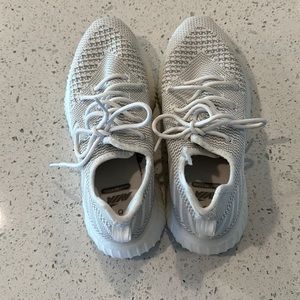 AVIA white woman Athletic shoes size 8